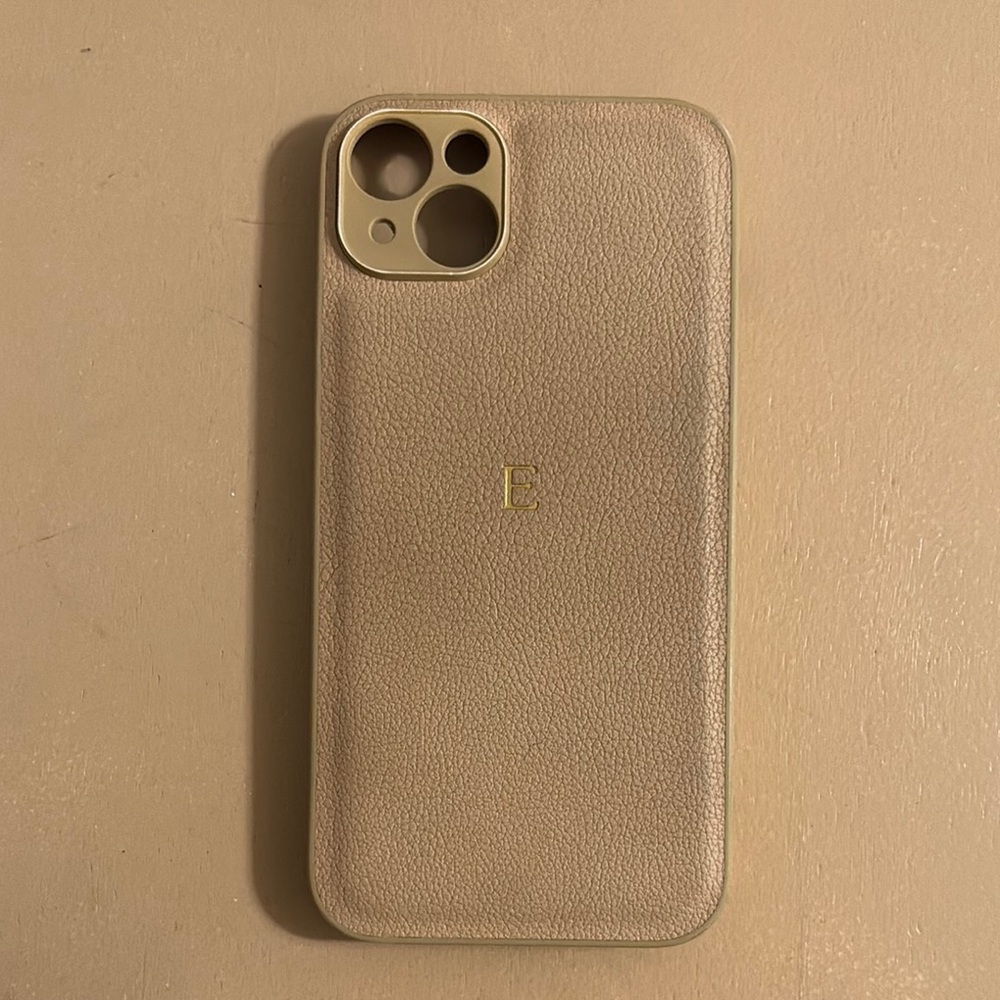 Elegant Tan Phone Case - IPhone 14 Plus